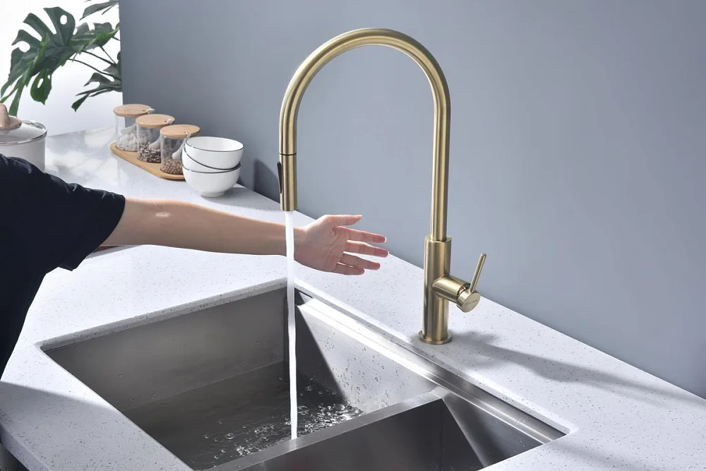 Смеситель для кухни Paulmark Senso Se215180-SBG светлое брашированное золото Sancos — официальный сайт