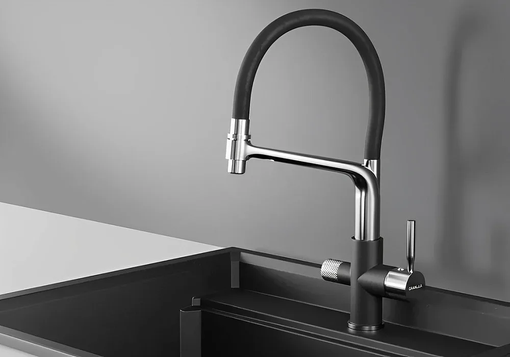Смеситель для кухни Granula 0075, шварц с гибким изливом Sancos — официальный сайт