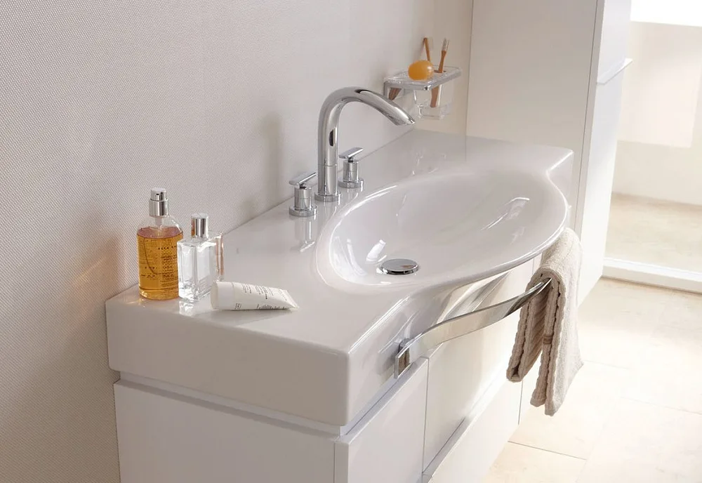 Мебельная раковина Laufen Palace 8.1170.6.000.104.1 Sancos — официальный сайт