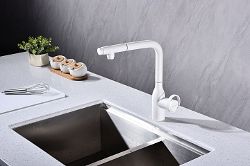 Смеситель для кухни Paulmark Urban Ur213104-WH матовый белый