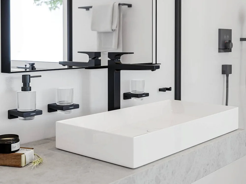 Стакан Hansgrohe AddStoris 41749670 матовый черный Sancos — официальный сайт