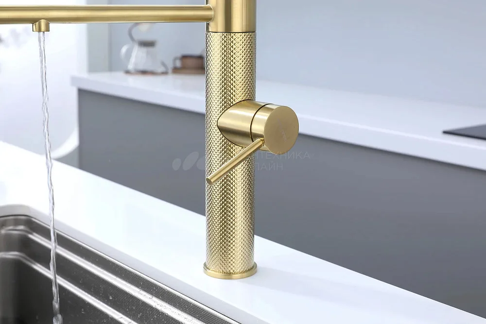 Смеситель для кухни Paulmark Ganymede Diamond Gd613199-LG с гибким изливом, светлое золото Sancos — официальный сайт
