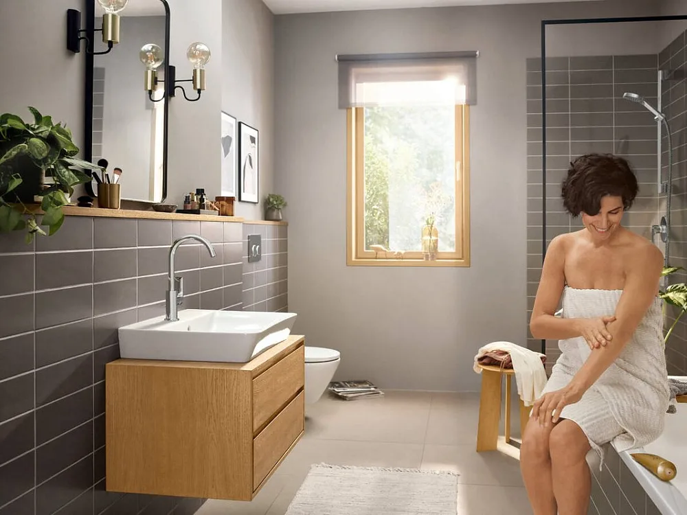 Смеситель для раковины Hansgrohe Rebris E 72576000 хром Sancos — официальный сайт