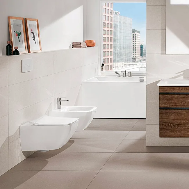 Крышка-сиденье Villeroy & Boch Venticello 9M79 S101 с микролифтом, петли хром Sancos — Оригинал