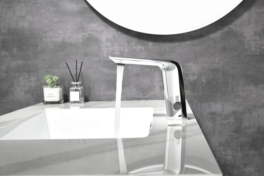 Смеситель для раковины Black&White Gravity 7101С сенсорный, chrome