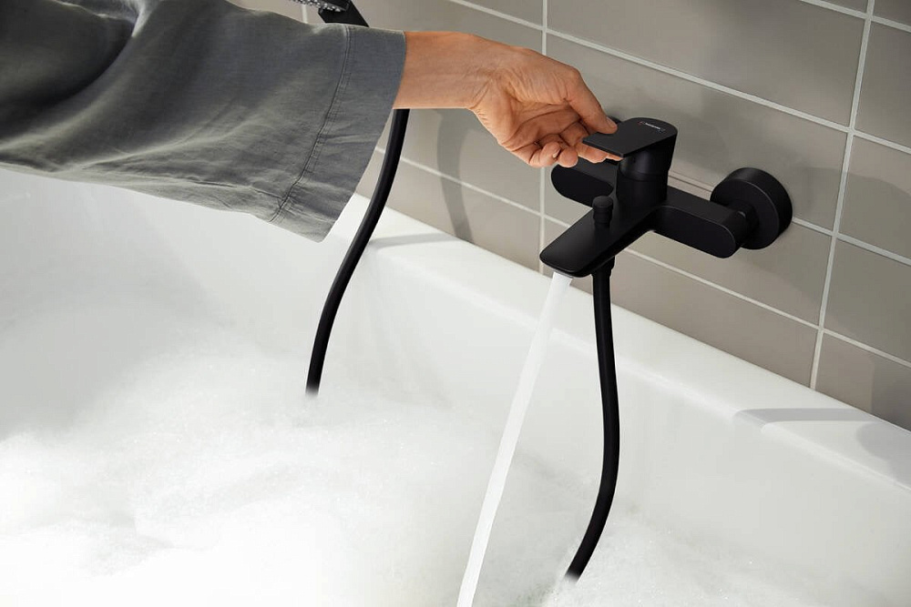 Смеситель для ванны с душем Hansgrohe Rebris E 72450670, черный матовый