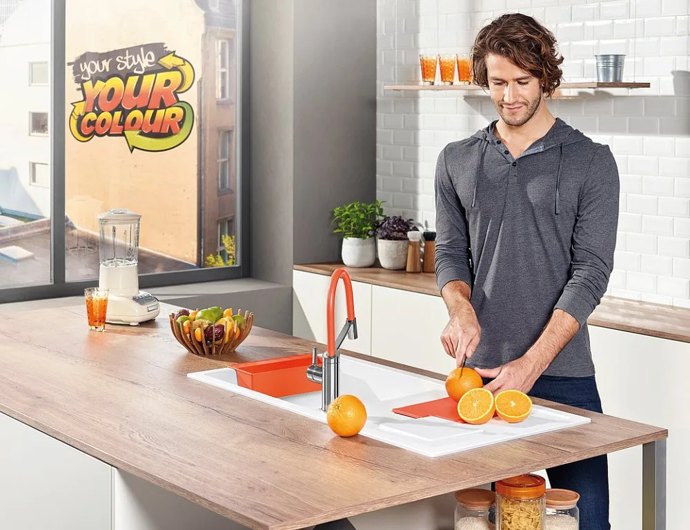 Смеситель для кухни Blanco Viu-S 524813 с гибким изливом, 4 цветных съемных шланга Sancos — официальный сайт