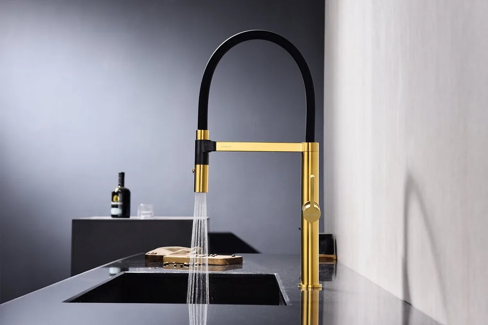 Смеситель для кухни Paulmark Leader Le214101-BG с гибким изливом, брашированное золото Sancos — официальный сайт