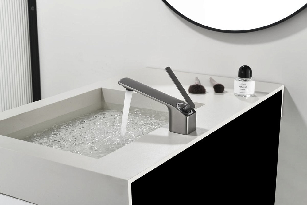 Смеситель для раковины Black&White Gravity 7104GM gun metal