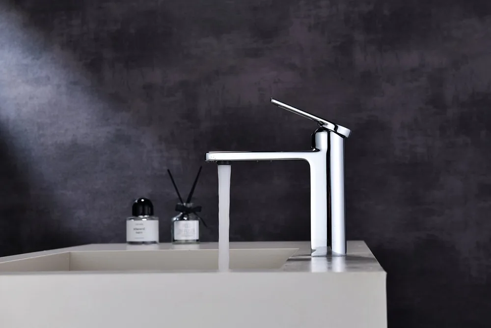 Смеситель для раковины Black&White Gravity 7103С chrome Sancos — официальный сайт