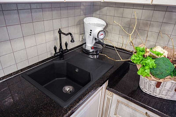 Мойка кухонная Omoikiri Yonaka 78-LB-BL черная