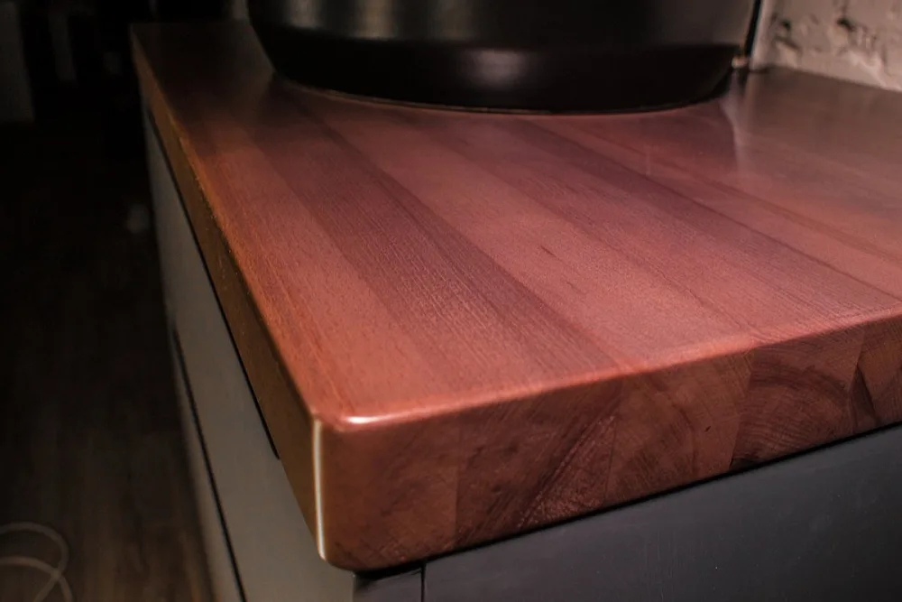 Столешница в ванную под раковину Jorno Wood 60, темное дерево Sancos — официальный сайт