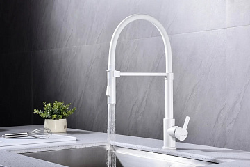 Смеситель для кухни Paulmark Halt Ha214021-WH матовый белый, с гибким изливом