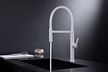 Смеситель для кухни Paulmark Leader Le214101-WH, белый матовый, с гибким изливом