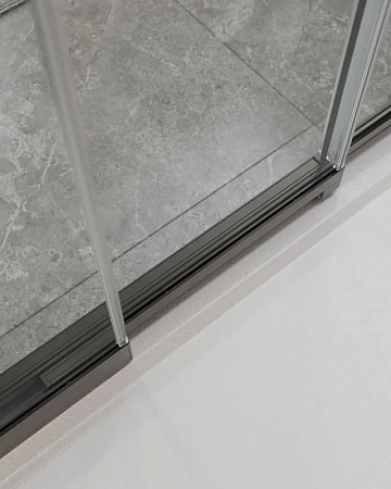 Душевой уголок Cezares Molveno AF 31 90 C GM IV 90х90 см, профиль оружейная сталь, стекло прозрачное