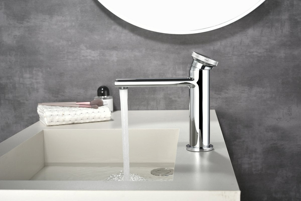 Смеситель для раковины Black&White Gravity 7107C chrome