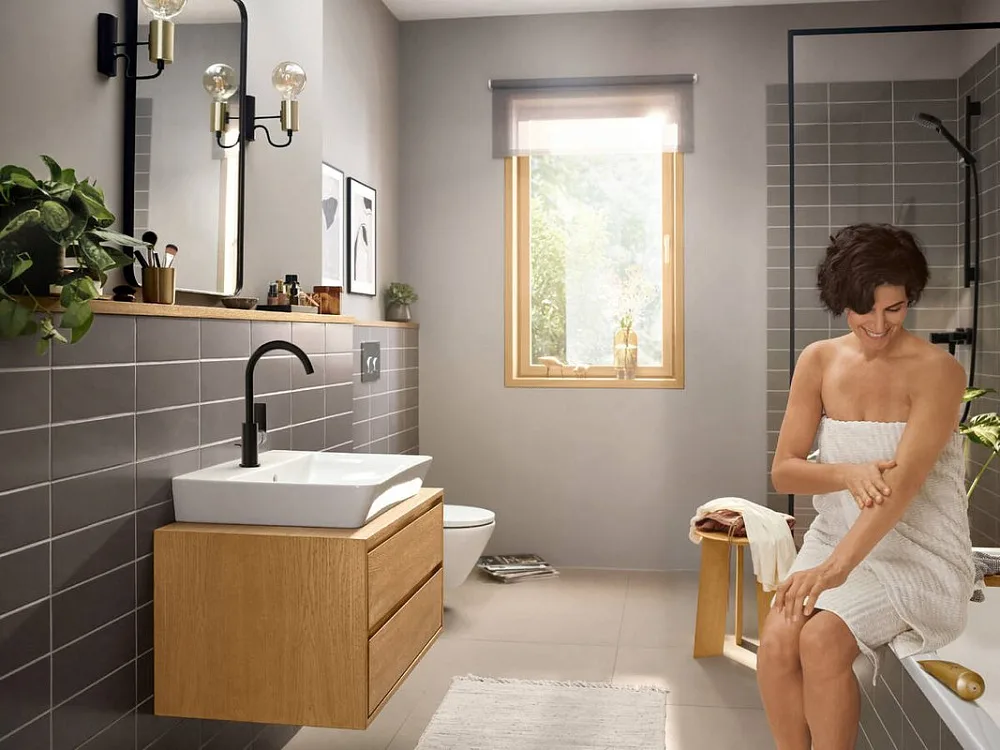Смеситель для раковины Hansgrohe Rebris E 72576670 черный матовый Sancos — официальный сайт