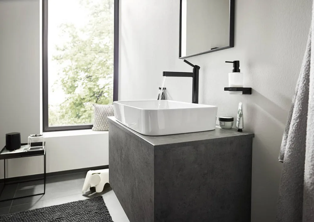 Смеситель для раковины Hansgrohe Finoris 260 76070670 матовый черный Sancos — официальный сайт