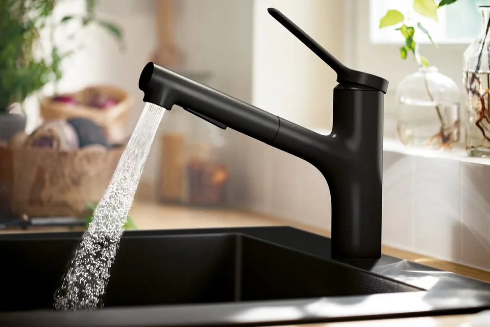 Смеситель для кухни Hansgrohe Zesis M33 74803670 механизм sBox lite, черный матовый Sancos — официальный сайт