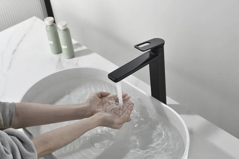 Смеситель для раковины Black&White Gravity 7203MB matt black Sancos — официальный сайт