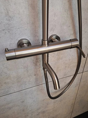 Душевая стойка AltroBagno Unione 030210 GrMt, оружейная сталь