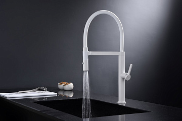 Смеситель для кухни Paulmark Leader Le214101-WH, белый матовый, с гибким изливом
