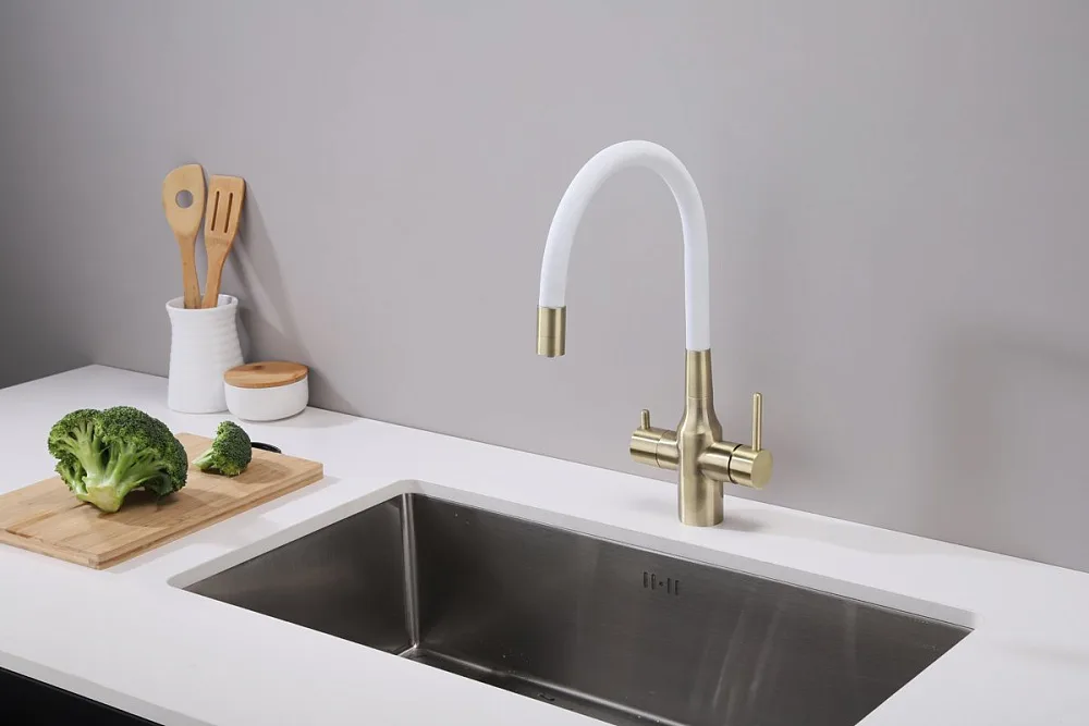 Смеситель для кухни Paulmark Salix 213419-BRw, бронза, белый, с гибким изливом Sancos — официальный сайт