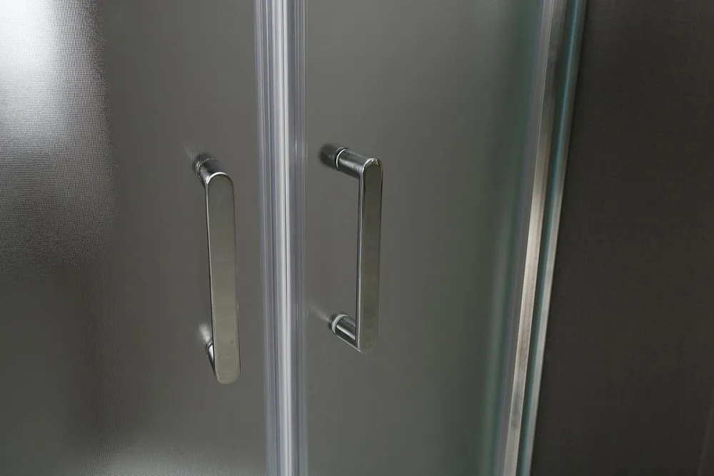 Душевой уголок BelBagno Uno -195 R 2 85 P Cr стекло текстурное Sancos — официальный сайт