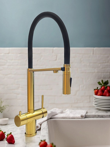 Смеситель для кухни AltroBagno Flusso 050202 OrSp с гибким изливом, матовое золото