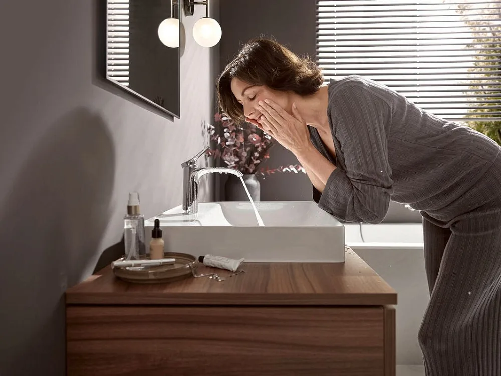 Смеситель для раковины Hansgrohe Vivenis 110 Vivenis 110 75022000 хром Sancos — официальный сайт