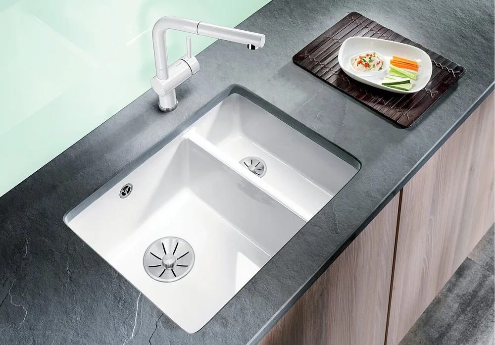 Мойка кухонная Blanco Subline 350/150-U глянцевая белая, с отводной арматурой InFino Sancos — официальный сайт