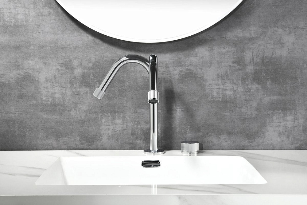 Смеситель для раковины Black&White Gravity 7108C chrome
