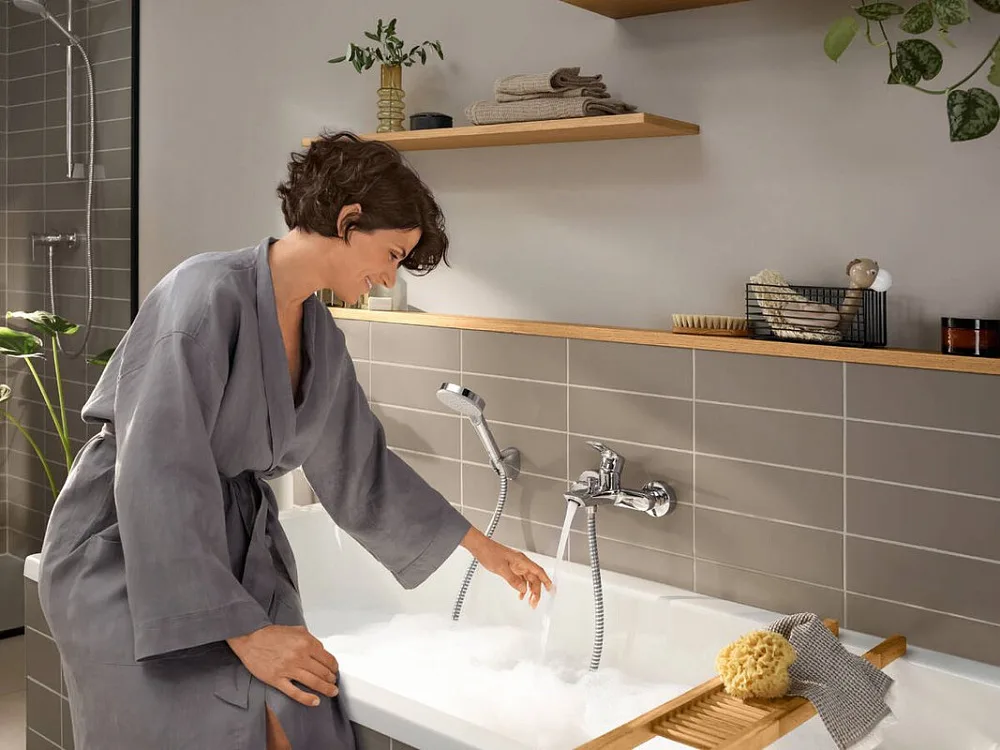 Смеситель для ванны с душем Hansgrohe Rebris E 72450000, хром Sancos — официальный сайт