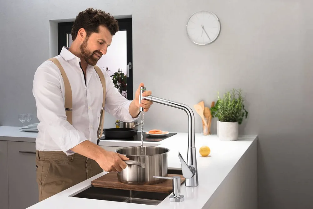Смеситель для кухни Hansgrohe Metris Select M71 73816000 хром Sancos — официальный сайт