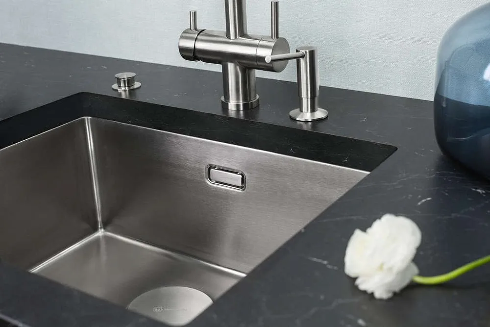 Мойка кухонная Omoikiri TADZAVA 54-U/I ULTRA-IN Sancos — официальный сайт