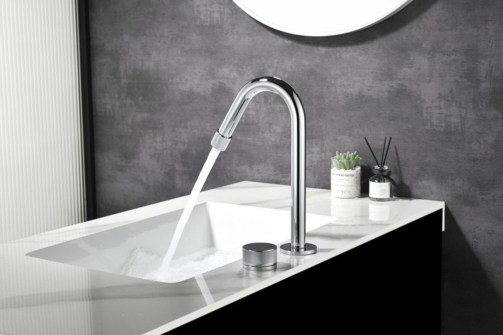 Смеситель для раковины Black&White Gravity 7108C chrome