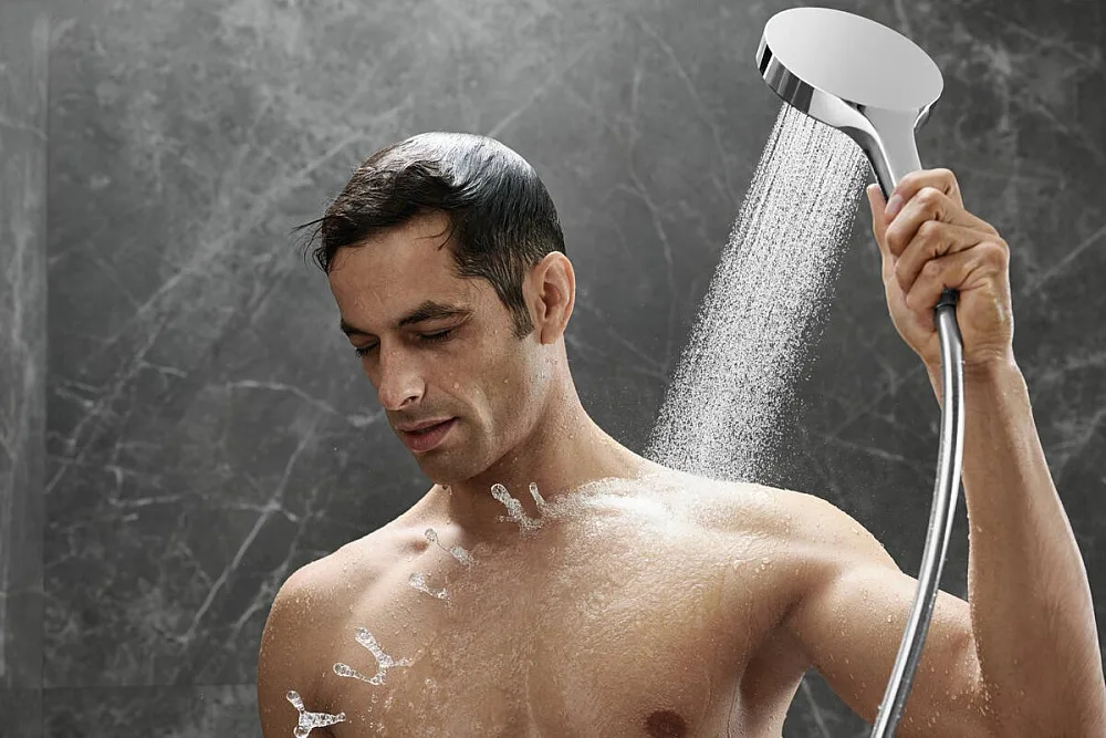 Душевая лейка Hansgrohe Rainfinity 130 26865000 EcoSmart, хром Sancos — официальный сайт