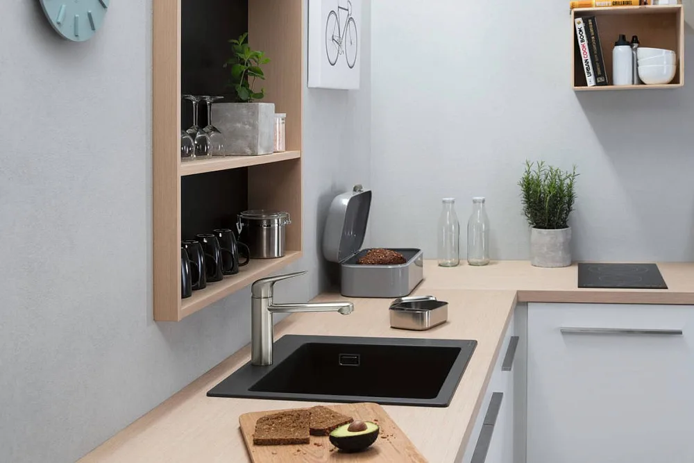Смеситель для кухни Hansgrohe Focus M42 71806800 сталь Sancos — официальный сайт