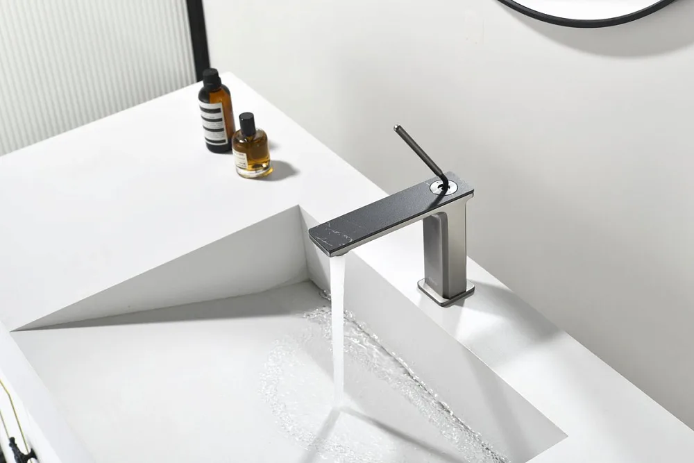 Смеситель для раковины Black&White Gravity 7105GM gun metal Sancos — официальный сайт