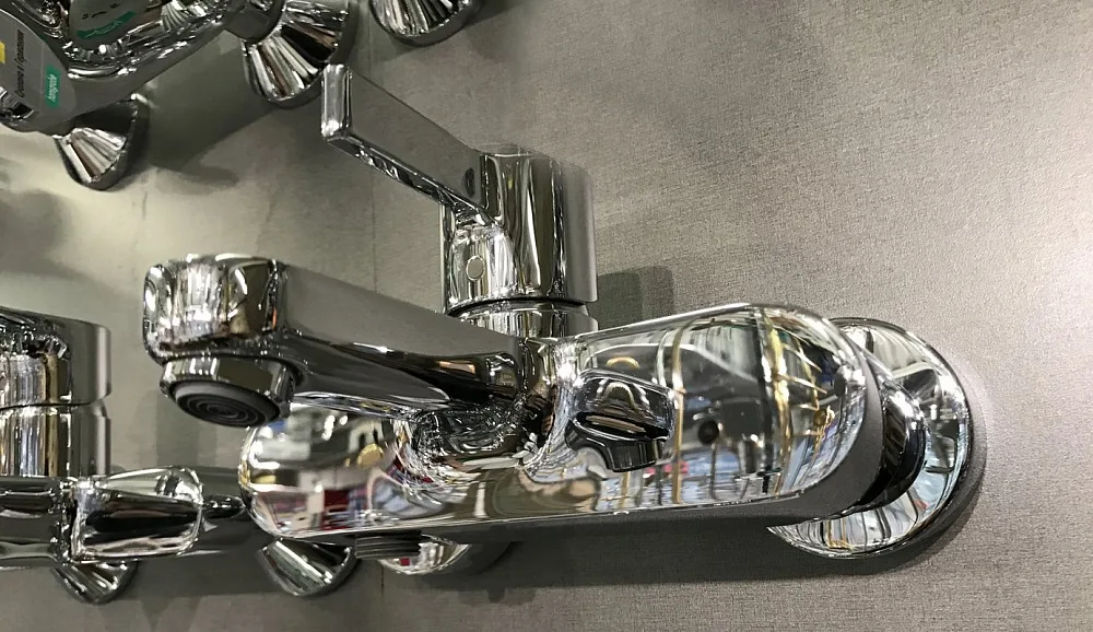 Смеситель для ванны с душем Hansgrohe Metris S 31460000 Sancos — официальный сайт