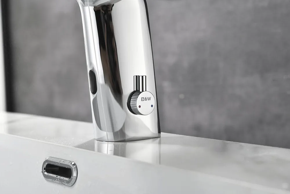 Смеситель для раковины Black&White Gravity 7101С сенсорный, chrome Sancos — официальный сайт