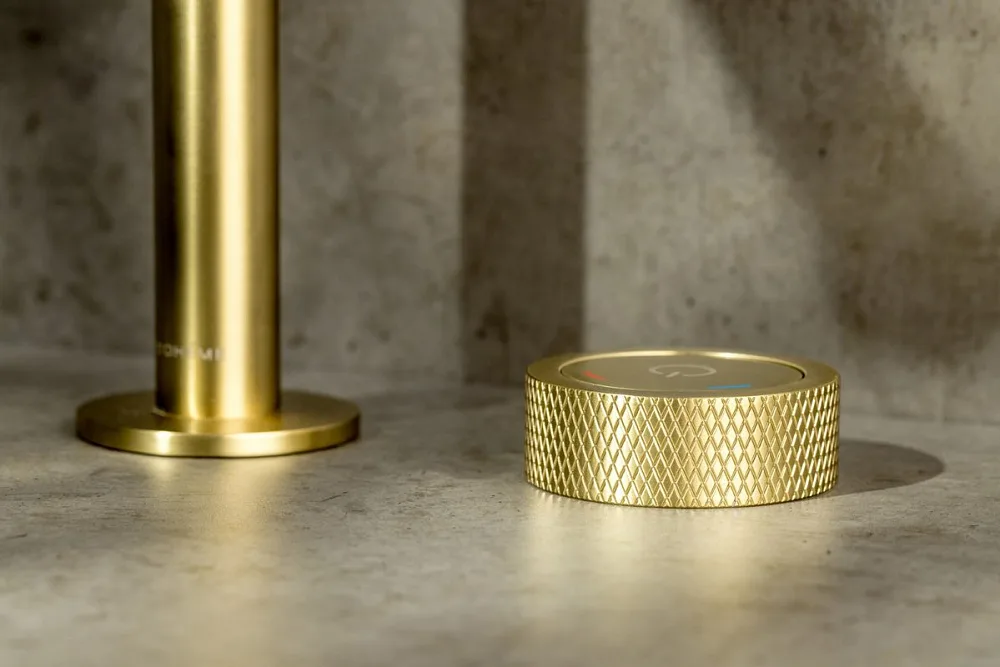 Смеситель для раковины Boheme Tech 158-MG matt gold Sancos — официальный сайт