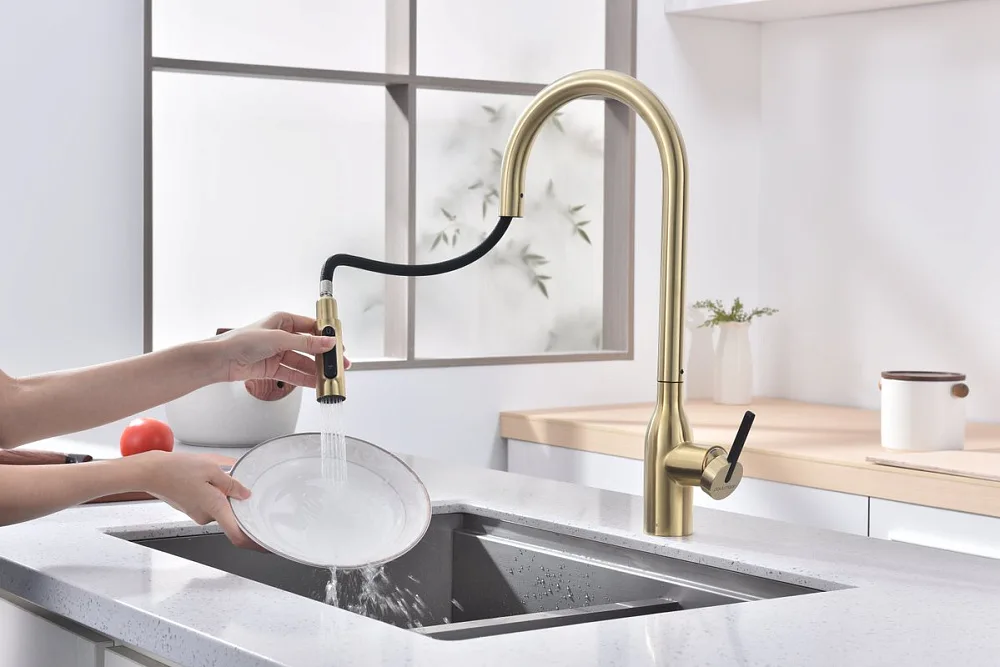 Смеситель для кухни Paulmark Universal Un213880-SBG светлое брашированное золото Sancos — официальный сайт