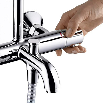 Душевая стойка Hansgrohe Vernis Blend 26274000 Showerpipe 200 1jet, с термостатом, хром