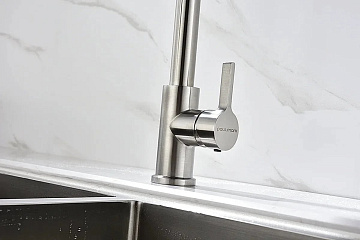 Смеситель для кухни Paulmark Halt Ha214021-BS брашированная сталь, с гибким изливом