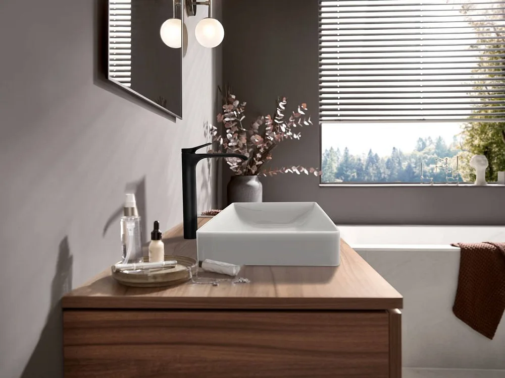 Смеситель для раковины Hansgrohe Vivenis 250 75040670 матовый черный Sancos — официальный сайт