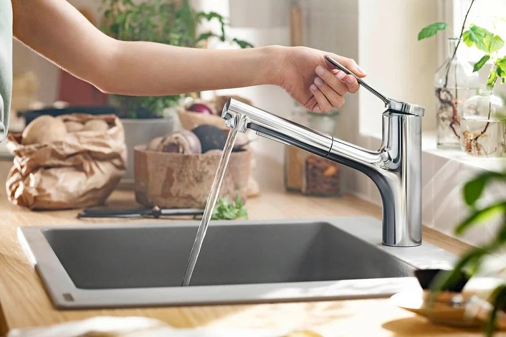 Смеситель для кухни Hansgrohe Zesis M33 74803000 механизм sBox lite, хром Sancos — официальный сайт