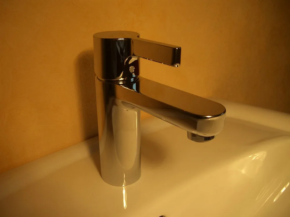 Смеситель для раковины Hansgrohe Metris S 31060000 Sancos — официальный сайт