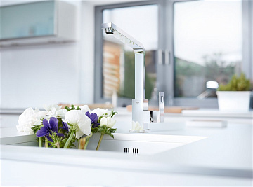 Смеситель для кухни Grohe Eurocube 31255000