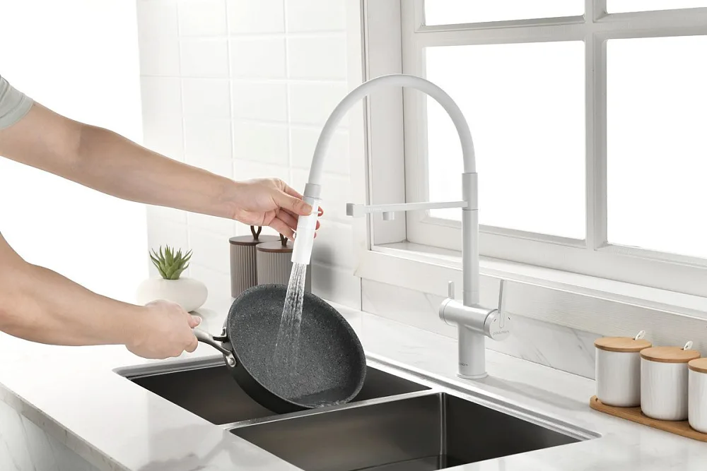 Смеситель для кухни Paulmark Gravity Gr213888-WH, белый матовый Sancos — официальный сайт